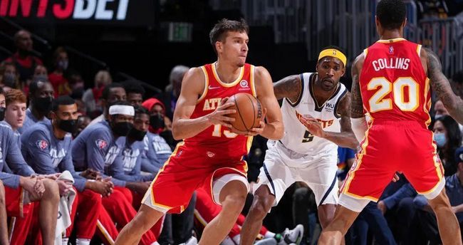  特雷杨62分创老鹰队史新高  